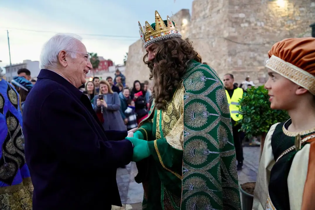 Melilla celebra la llegada de los Reyes Magos con una cabalgata accesible y m&aacute;gica