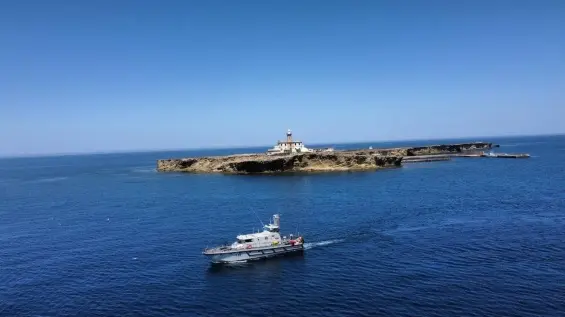 PVZ ‘Isla Pinto’ en la isla de Alborán / Armada Española