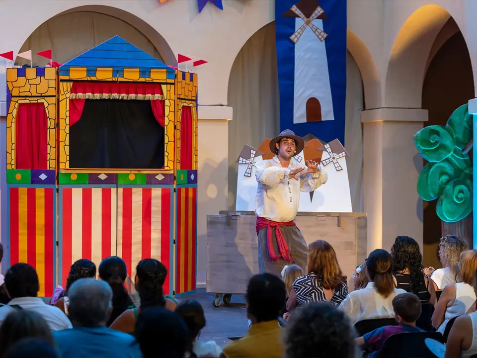 Microteatro  'Don Quijote de la Mancha' organizado por la Casa de Ceuta en Melilla / Cedida