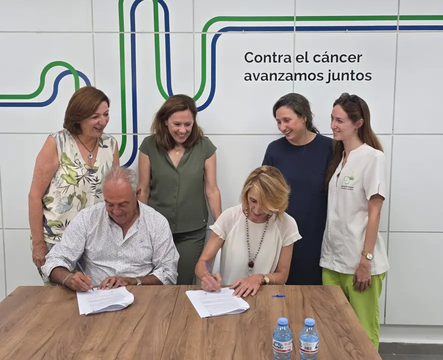 AECC y Colegio de Farmac&eacute;uticos