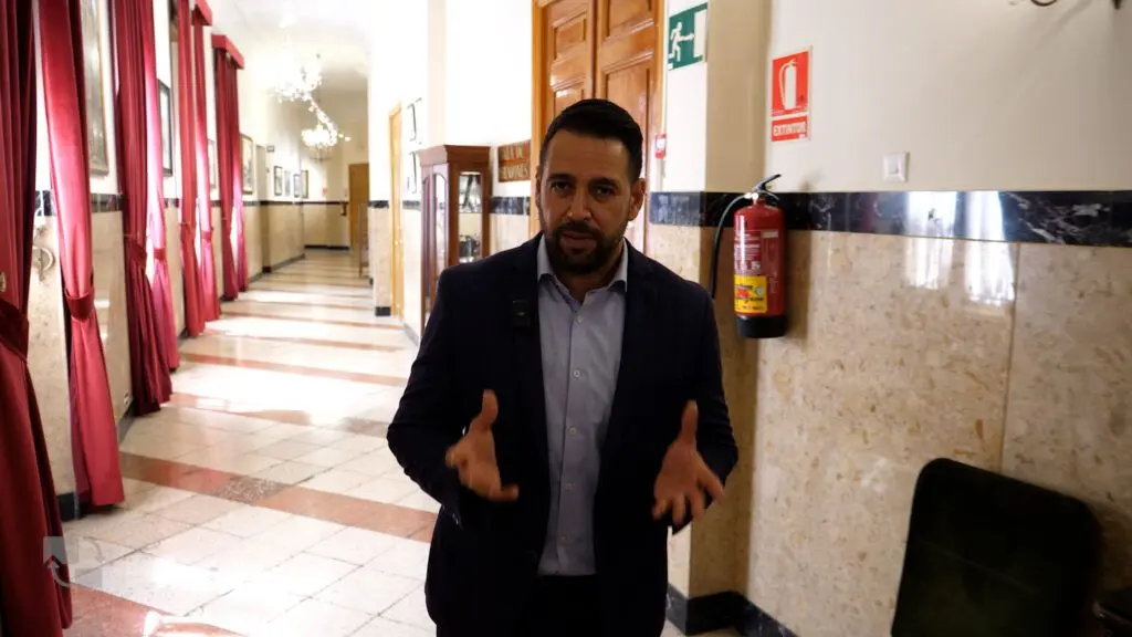 Secuencia del vídeo en el que se iba a denunciar la no revisión de los extintores.