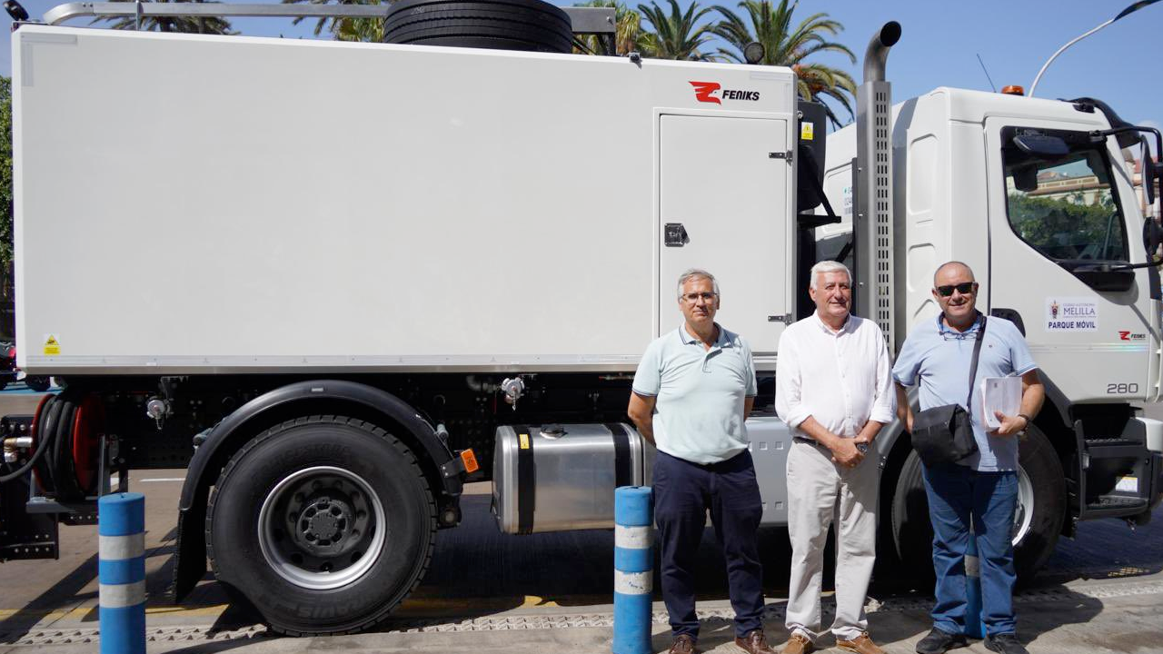 camion regadera