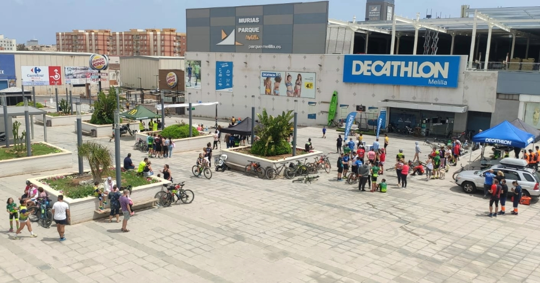 exterior-centro-comercial-1