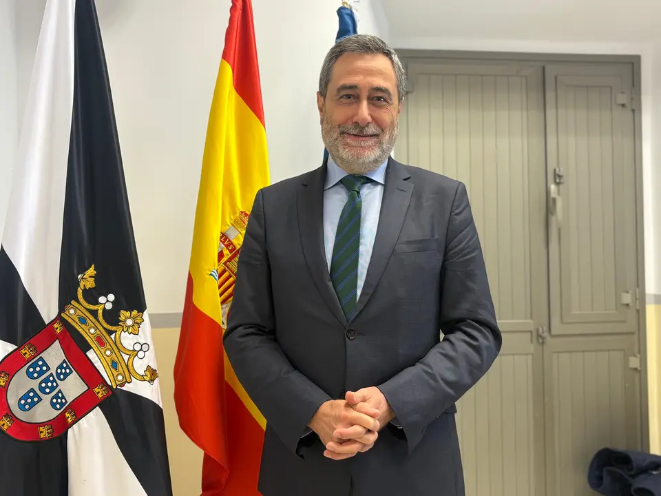 Rafael &Aacute;ngel Garc&iacute;a P&eacute;rez durante su ponencia en Ceuta / Alma Palomino