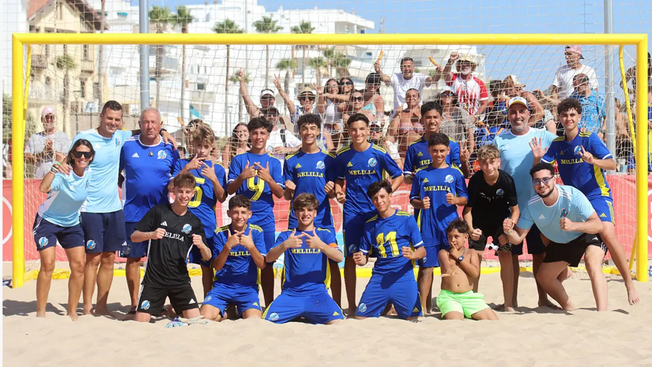 F&Uacute;TBOL PLAYA CADETE