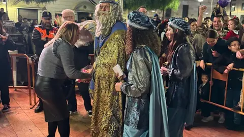 Melilla celebra la llegada de los Reyes Magos con una cabalgata accesible y m&aacute;gica