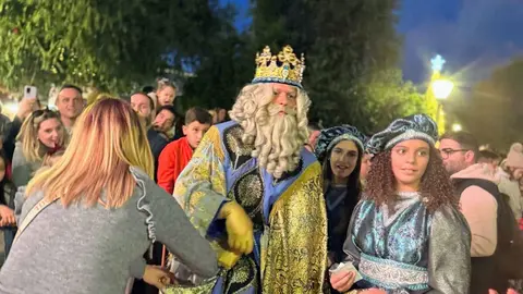 Melilla celebra la llegada de los Reyes Magos con una cabalgata accesible y m&aacute;gica