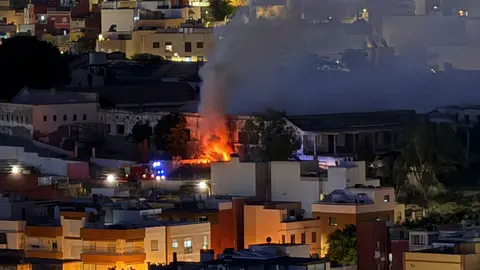INCENDIIO CUARTEL SANTIAGO