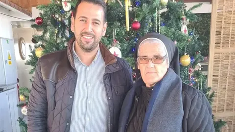 AZMANI-Y-SOR-ADELINA