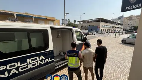 Detenci&oacute;n de cuatro marroqu&iacute;es por hacerse pasar por menores / Polic&iacute;a Nacional
