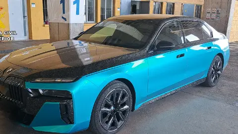 El BMW de alta gama con orden de b&uacute;squeda internacional ha acabado en el dep&oacute;sito judicial