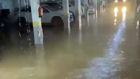 Garaje inundado en Calle Mallorca
