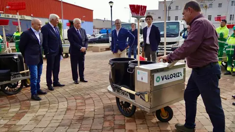 Presentaci&oacute;n de los nuevos carritos el&eacute;ctricos
