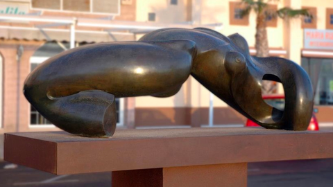 cuerpo de mujer arruf