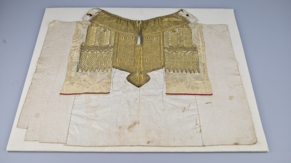 Indumentaria vinculada a la tradición sefardí / Museo Sefardí